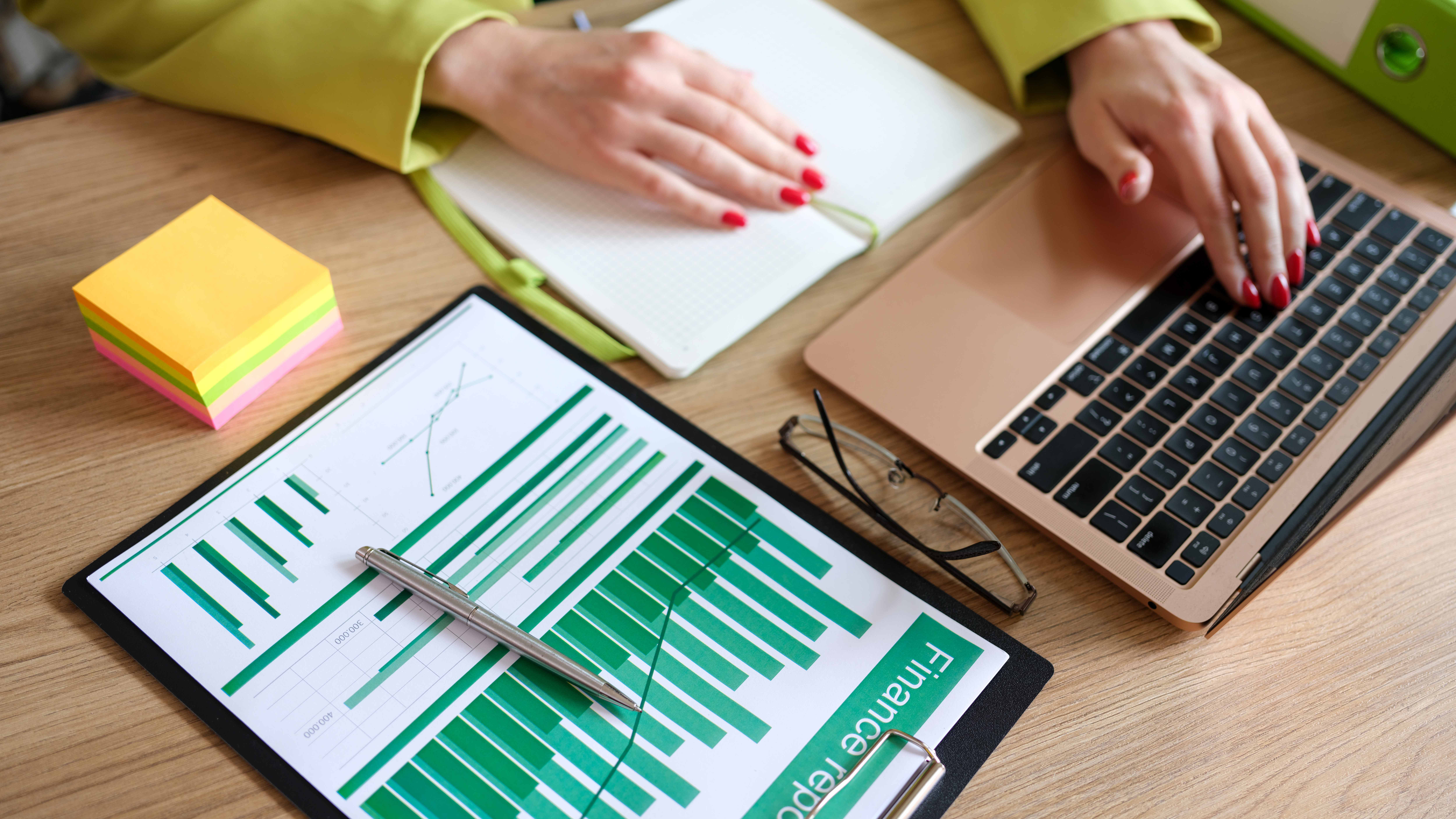 Шаг 1: Подготовка данных для выпадающего списка